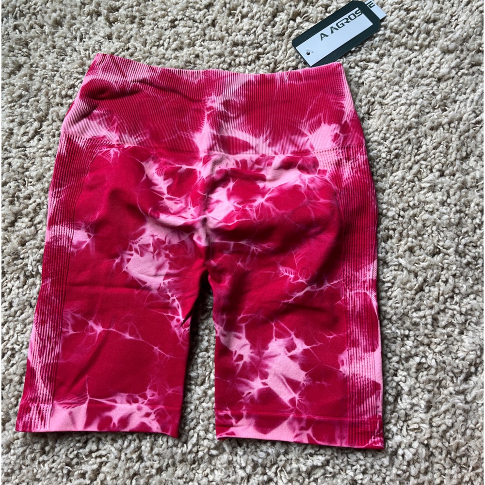 Seamless Tie Dye Scrunch Workout Shorts